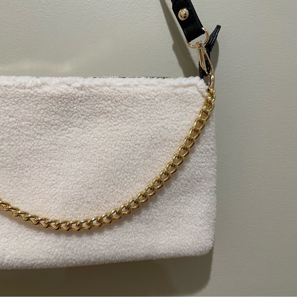 Crossi Shearling Sherpa Chain Shoulder Bag Cream Gold Women's OS Purse - Picture 3 of 6